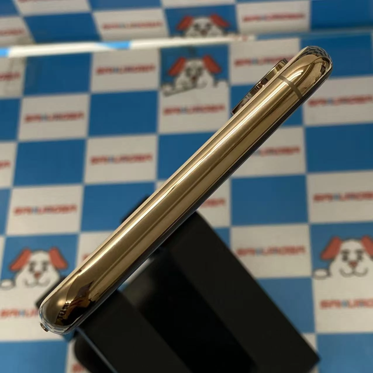 iPhoneXS Max 64GB ゴールド MT6T2J/A docomo版SIMフリー