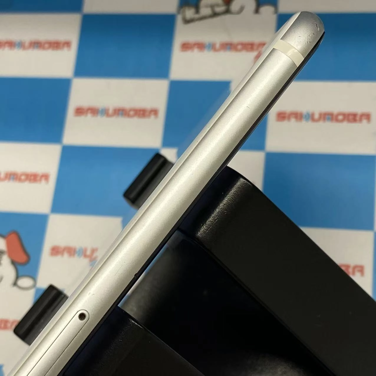 iPhoneSE 第2世代 64GB ホワイト MX9T2J/A AU版SIMフリージャンク品 au