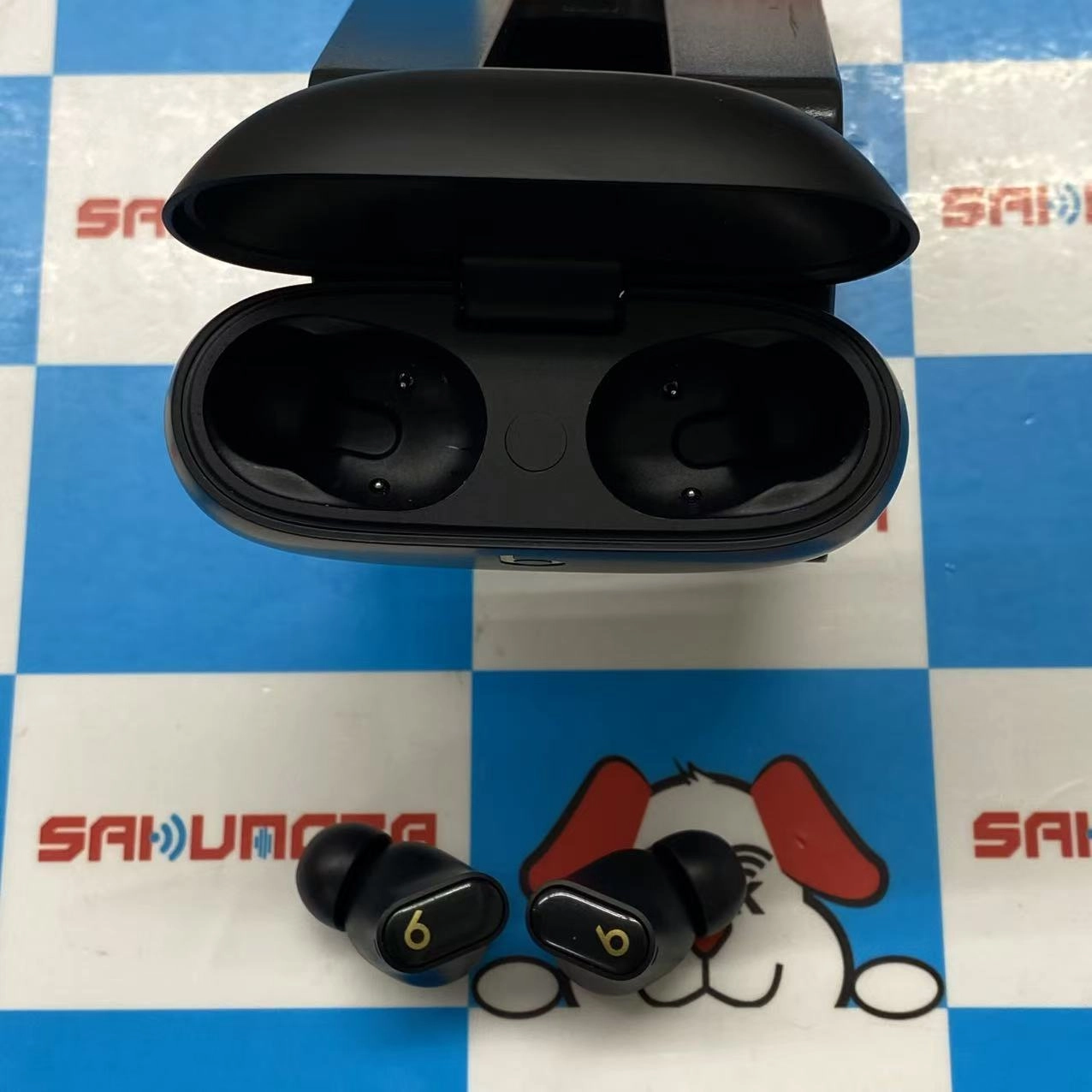 Beats Studio Buds + ブラック/ゴールド MQLH3PA/A美品