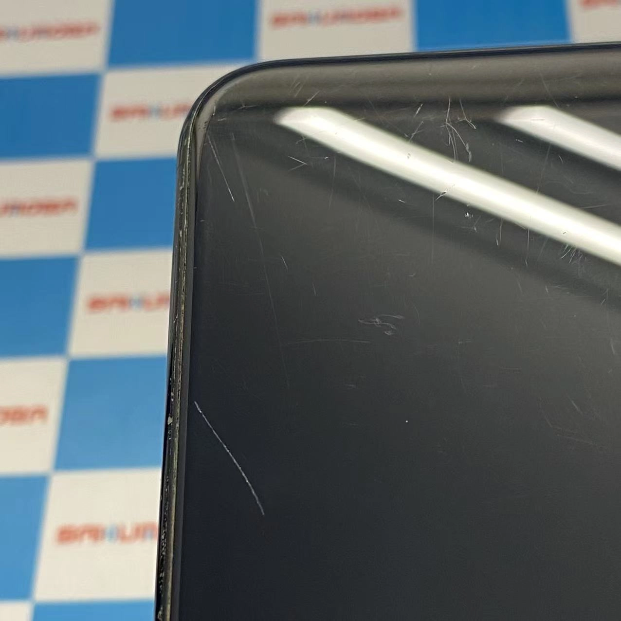 iPhoneSE 第3世代 64GB ミッドナイト MMYC3J/A AU版SIMフリー ジャンク品