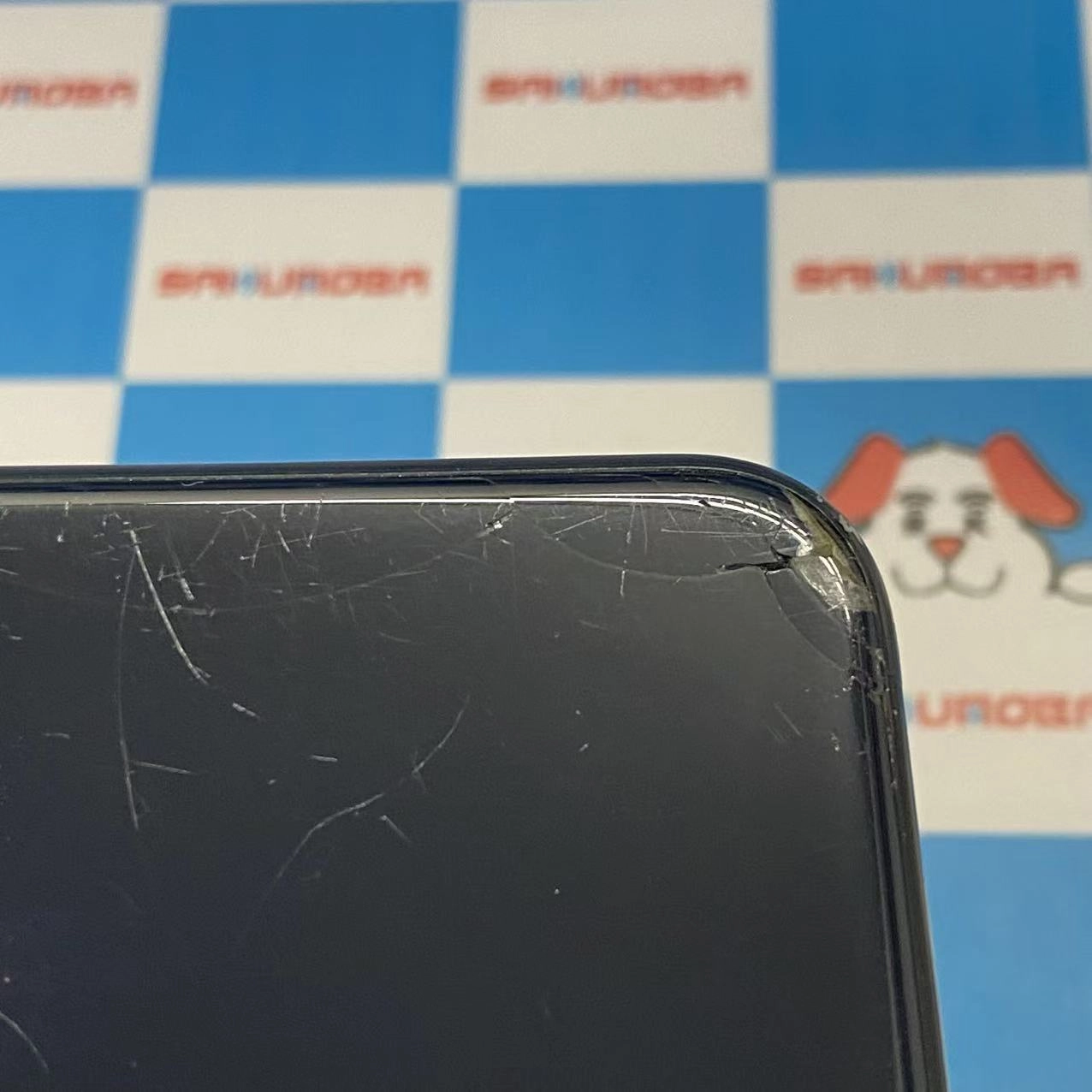 iPhoneSE 第3世代 64GB ミッドナイト NMYC3J/A AU版SIMフリー ジャンク品