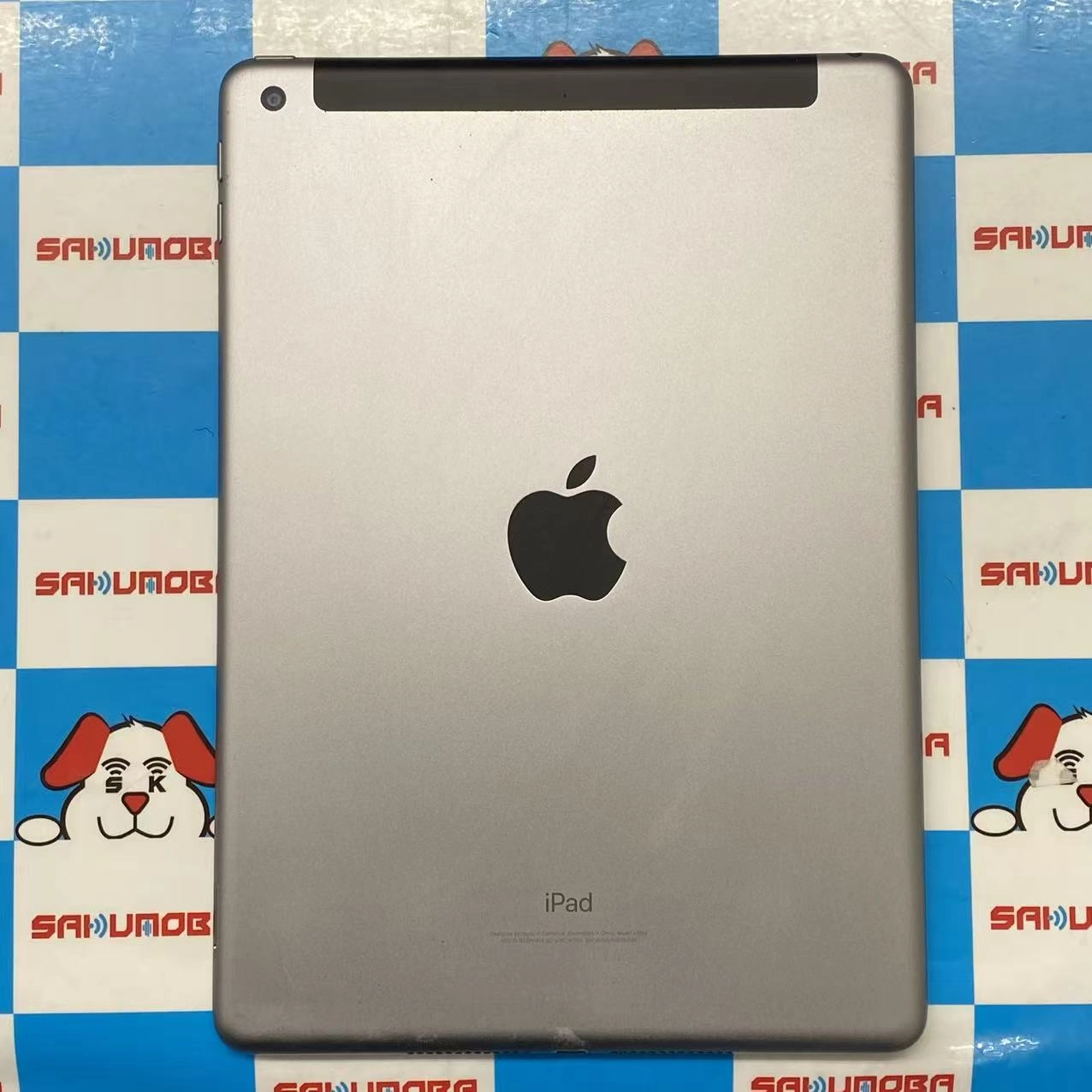 iPad 第6世代 Wi-Fi+Cellularモデル 32GB スペースグレイ NR6N2J/A AU版SIMフリー ジャンク品