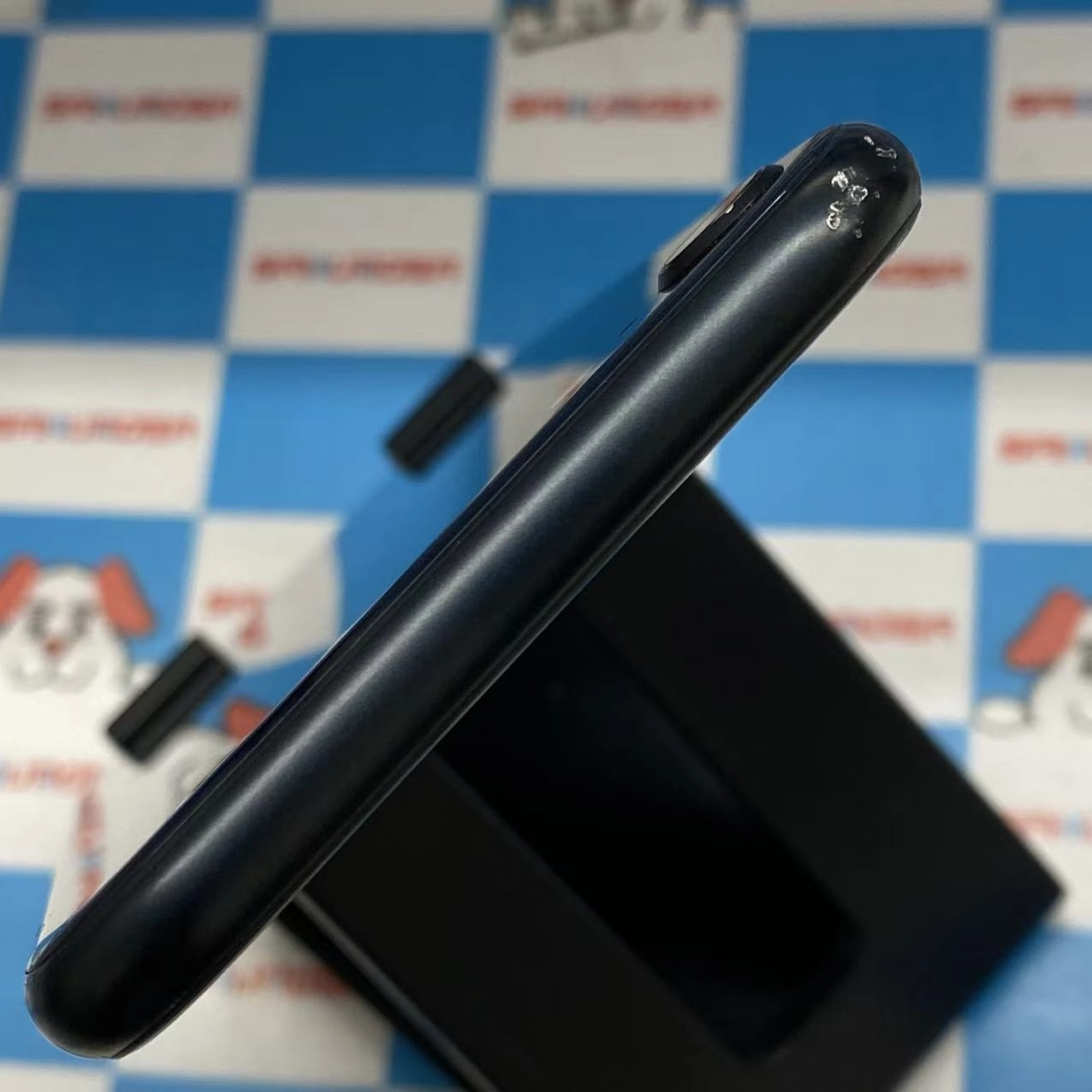 iPhoneSE 第3世代 64GB ミッドナイト MMYC3J/A SIMロック解除済 au