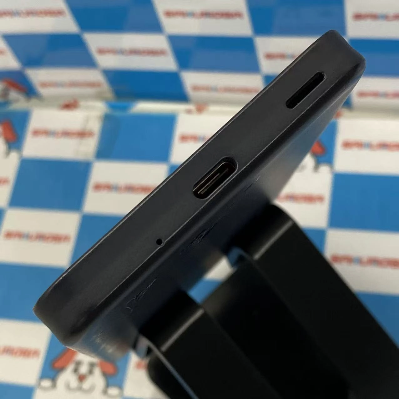 AQUOS wish3 4GB/64GB ブラック SH-53D docomo版SIMフリージャンク品