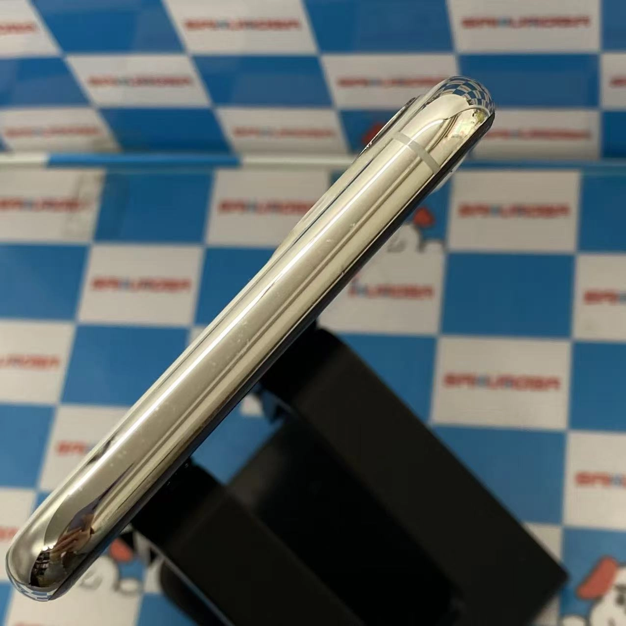 iPhone11 Pro Max 256GB シルバー MWHK2J/A Apple版SIMフリー 訳あり品