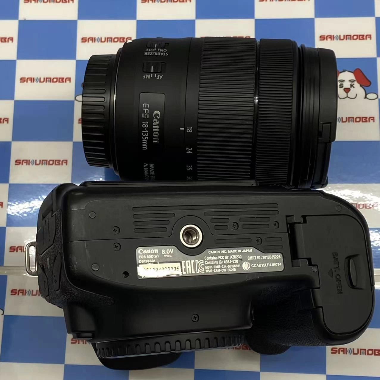 EOS 80D　18-135mmレンズキット ブラック EOS80DW