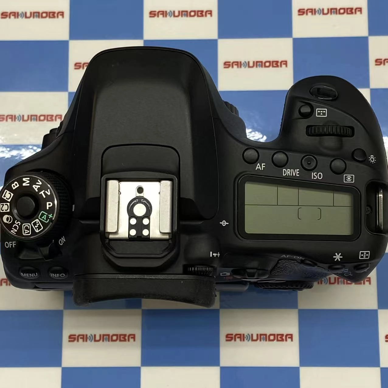 EOS 80D　18-135mmレンズキット ブラック EOS80DW