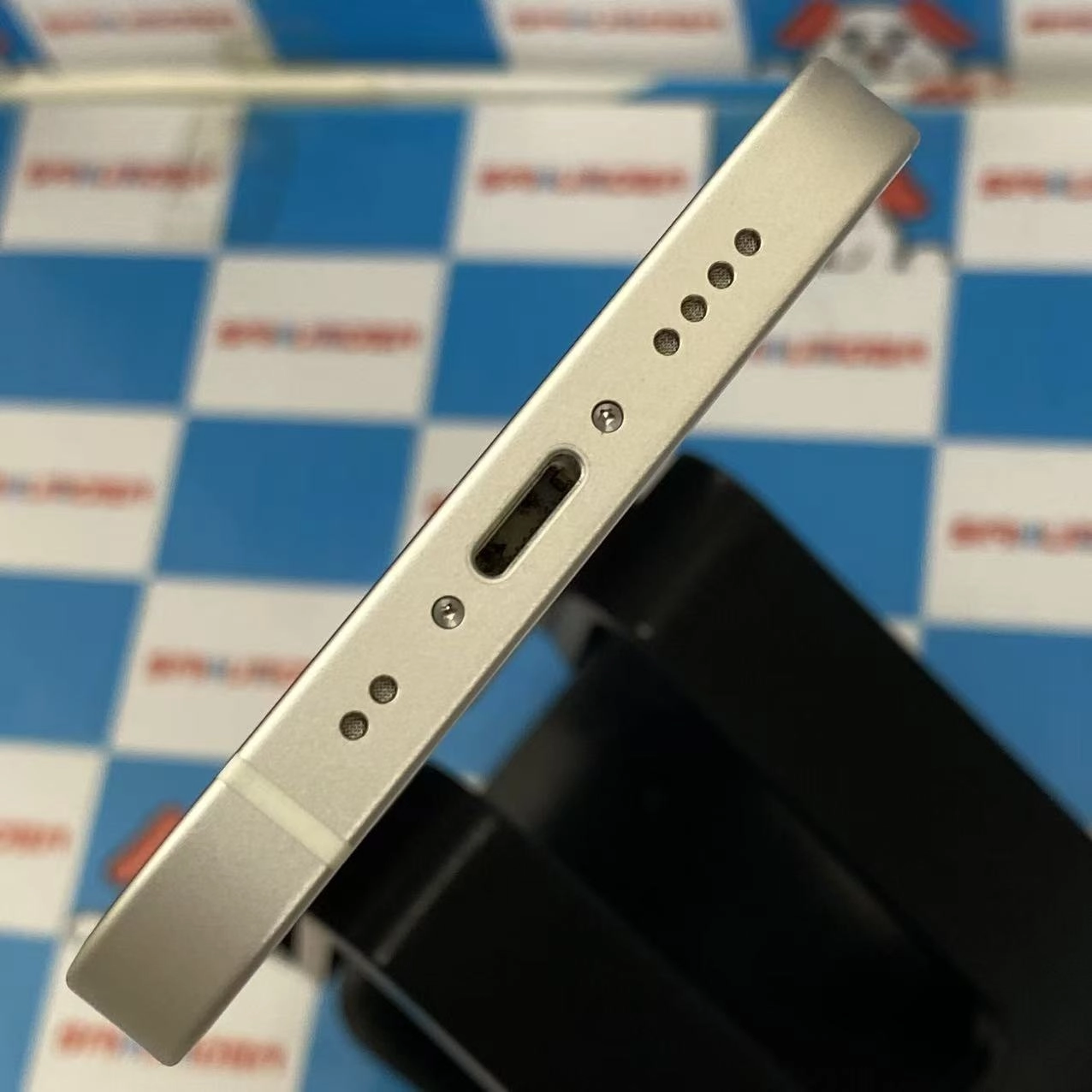 iPhone12 mini 64GB ホワイト MGA63J/A AU版SIMフリー極美品 au