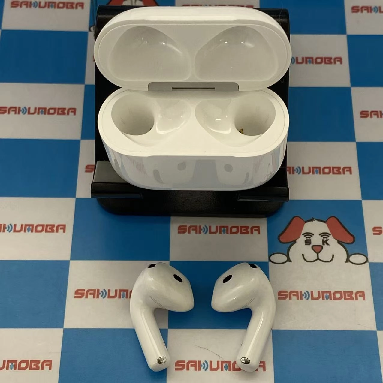 AirPods 第4世代 アクティブノイズキャンセリング搭載 ホワイト MXP93J/A