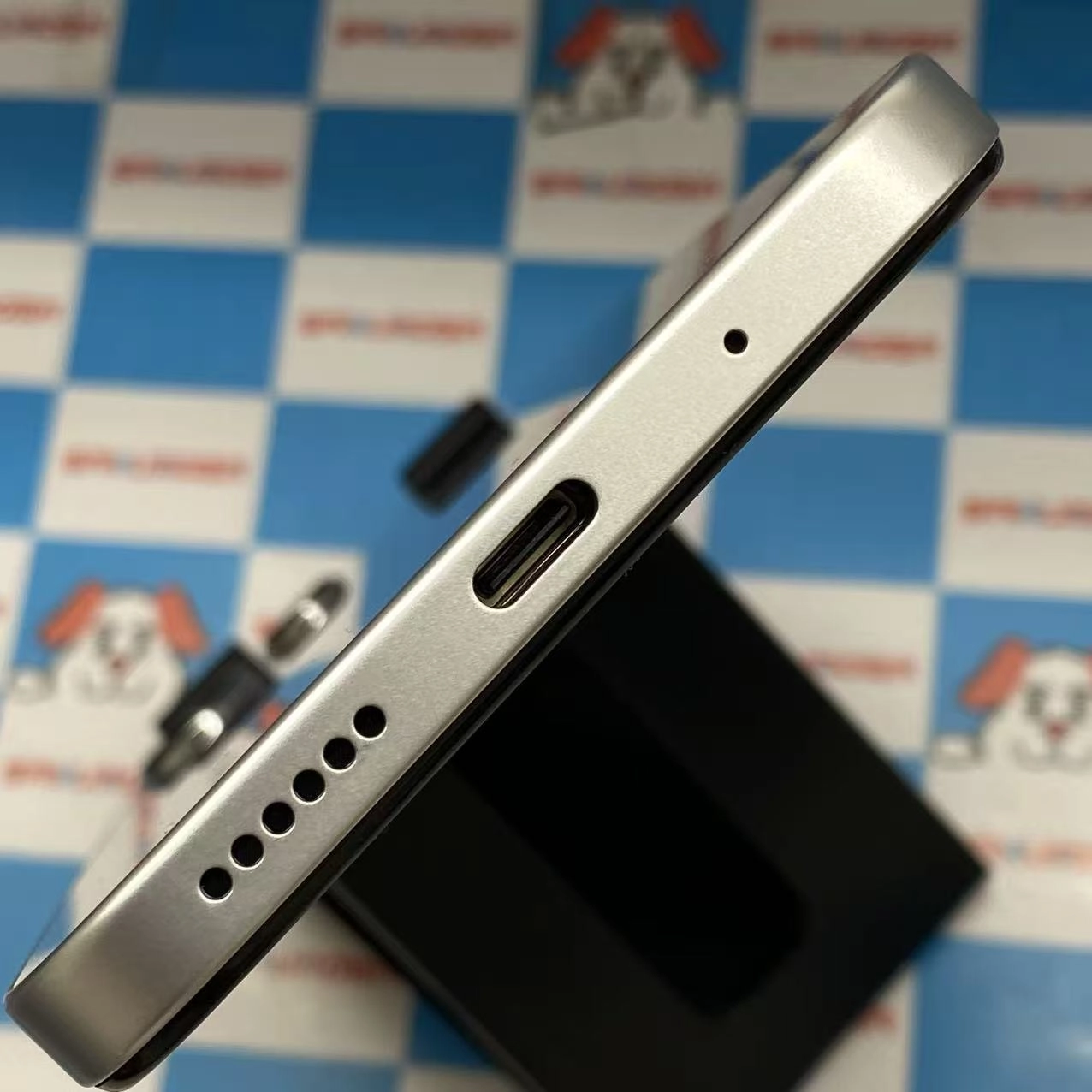 Xiaomi Redmi 12 5G 4GB/128GB ポーラーシルバー XIG03 AU版SIMフリー美品