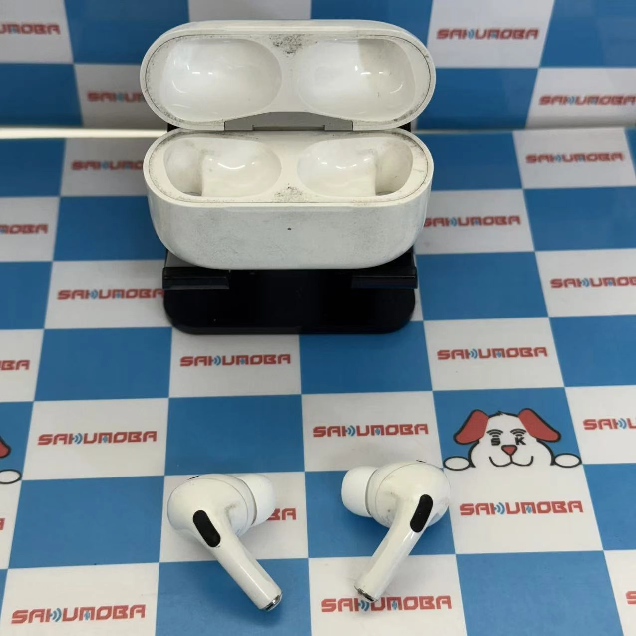 Airpods Pro 第2世代 ー ホワイト MQD83J/A