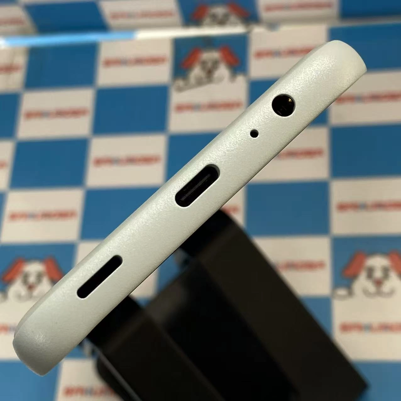 arrows We2 4GB/64GB ネイビーグリーン FCG02 AU版SIMフリー 美品 au