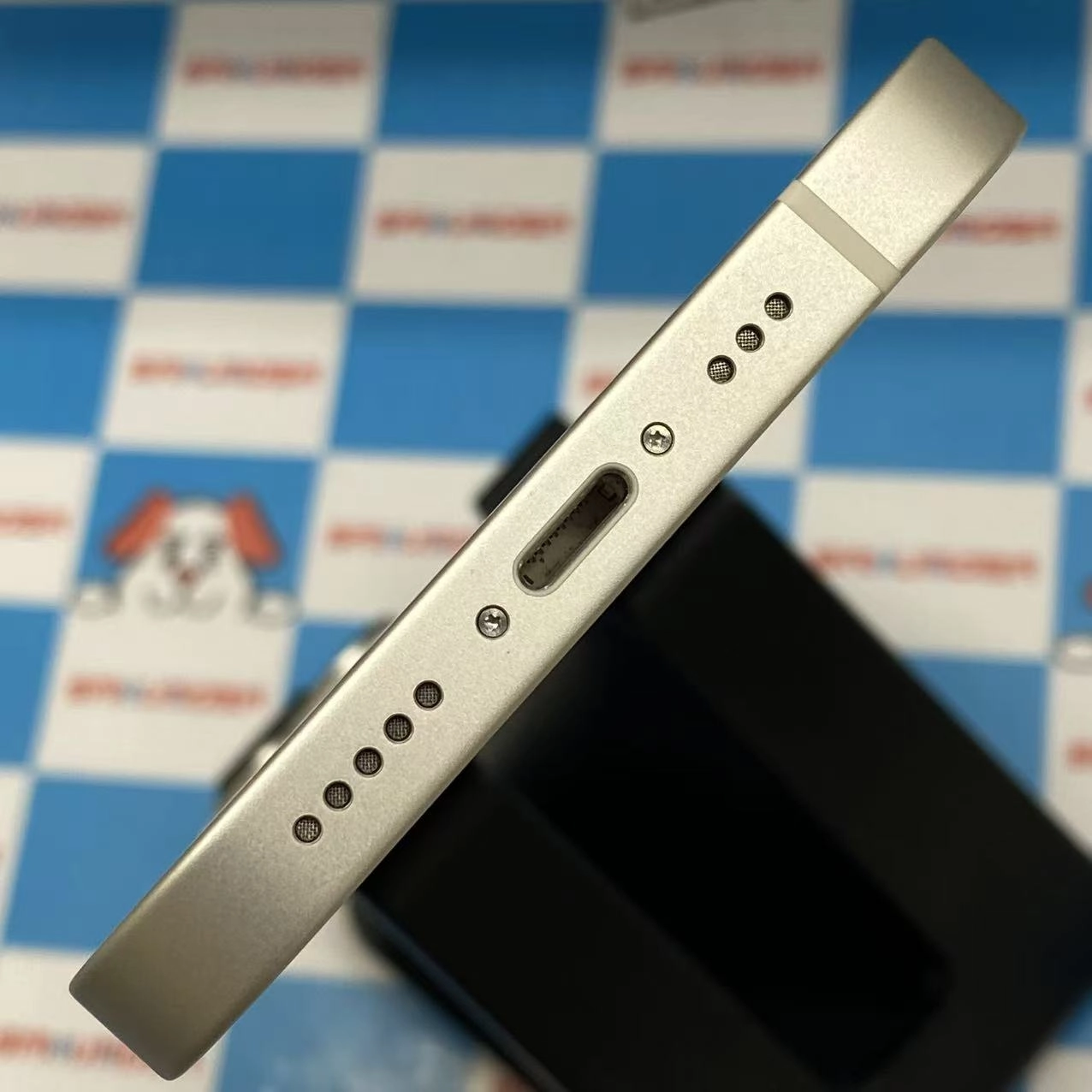 iPhone14 128GB スターライト MPUQ3J/A AU版SIMフリー美品