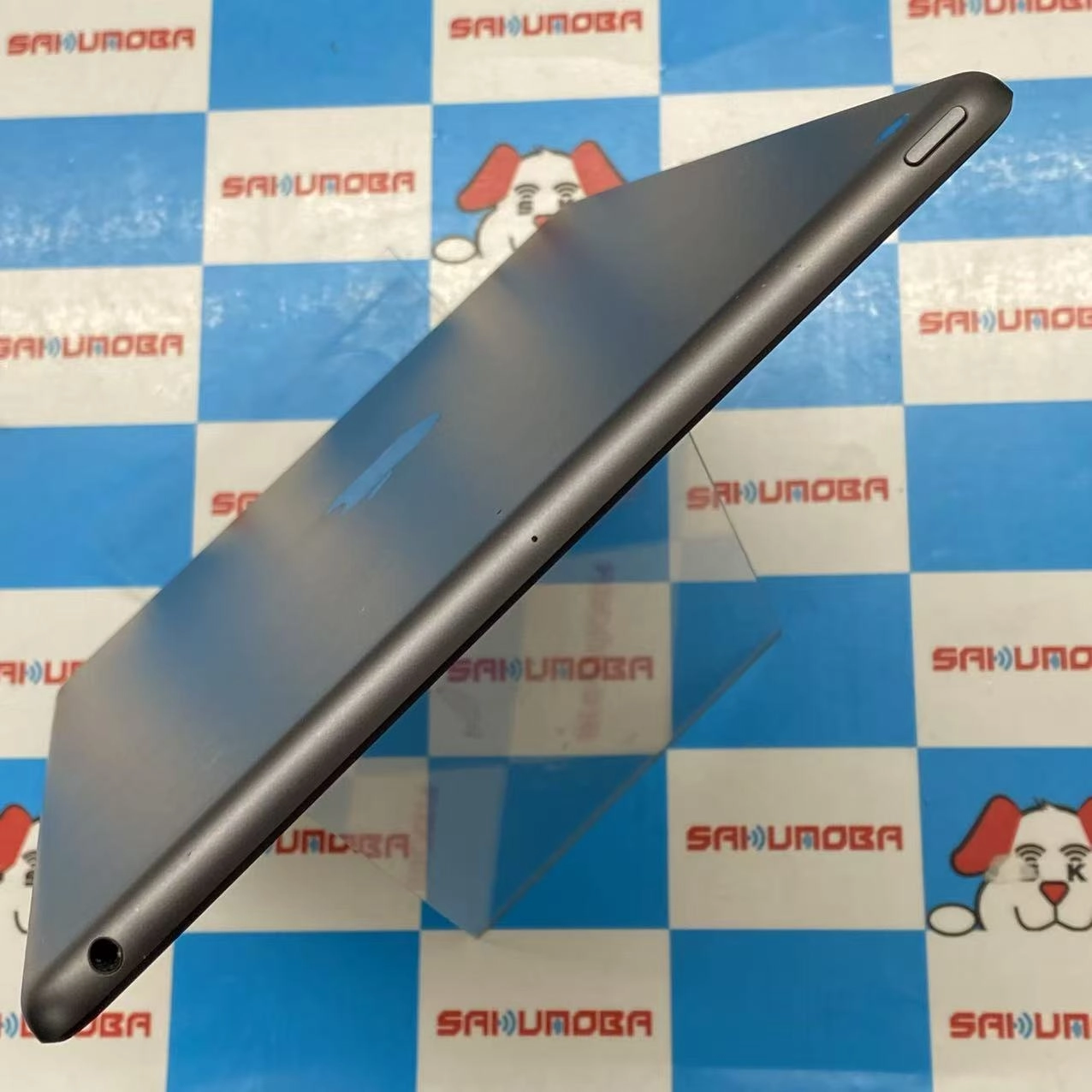 iPad 第7世代 Wi-Fiモデル 32GB スペースグレイ MW742X/A ジャンク品