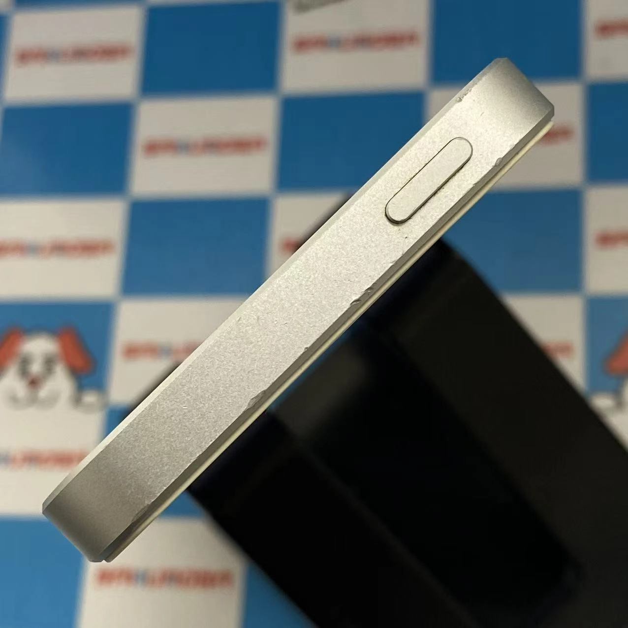 iPhoneSE 16GB シルバー MLLP2J/A AU版SIMフリー