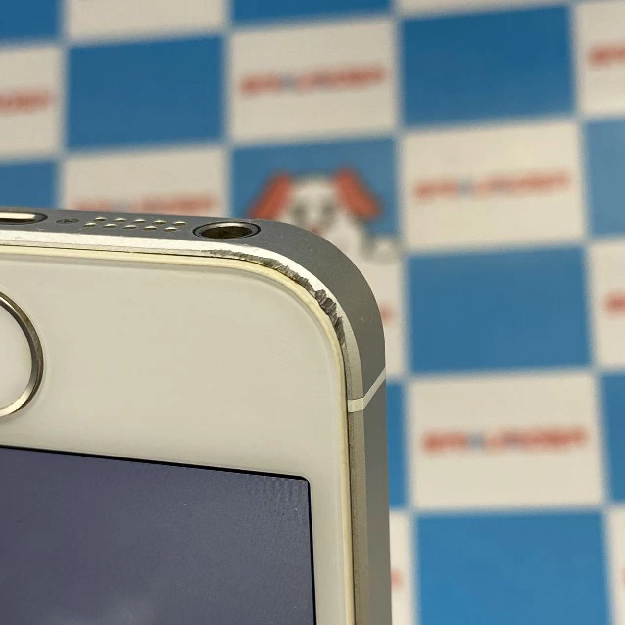 iPhoneSE 16GB シルバー MLLP2J/A AU版SIMフリー