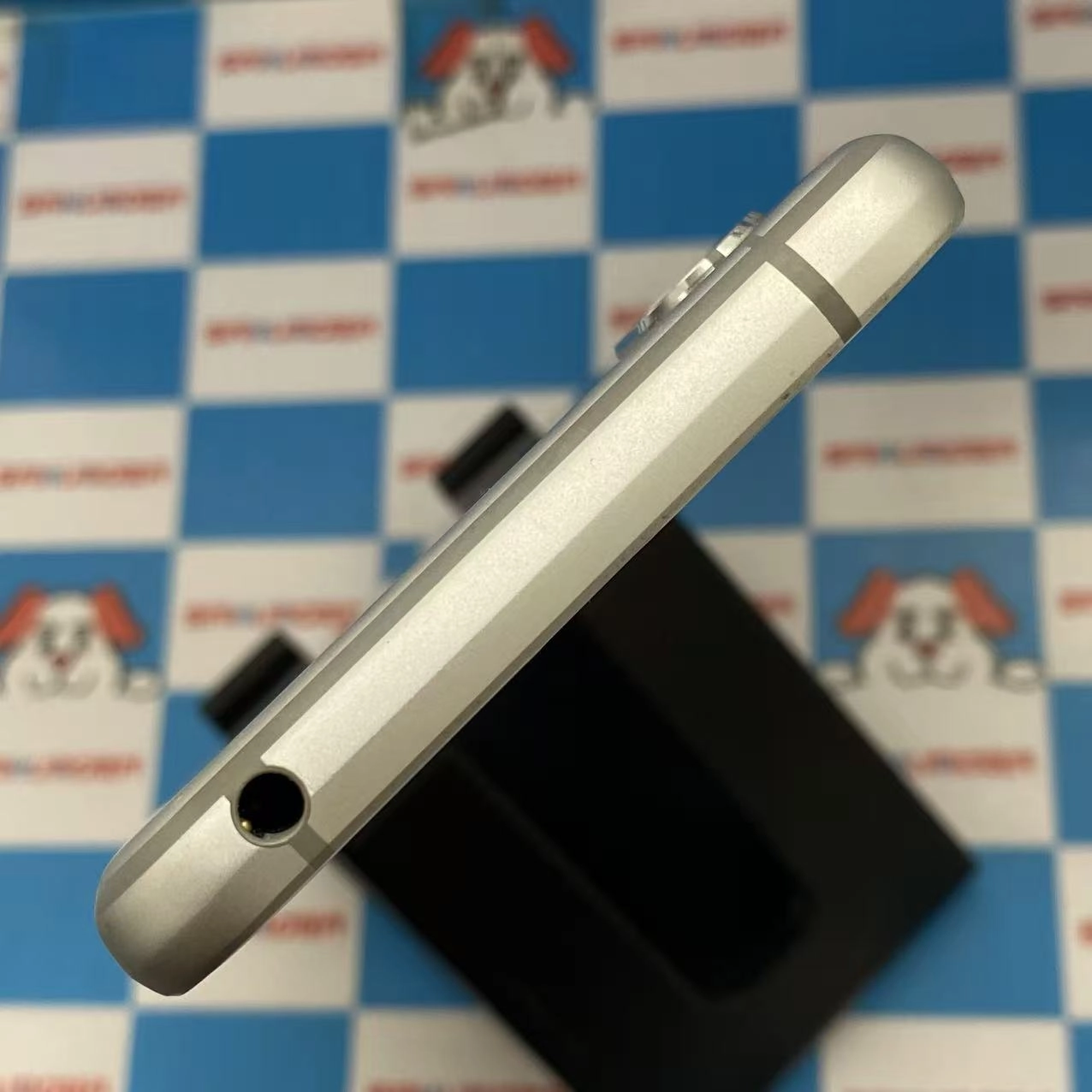 AQUOS sense3 lite 64GB シルバーホワイト SH-RM12 楽天モバイル版SIMフリー 美品