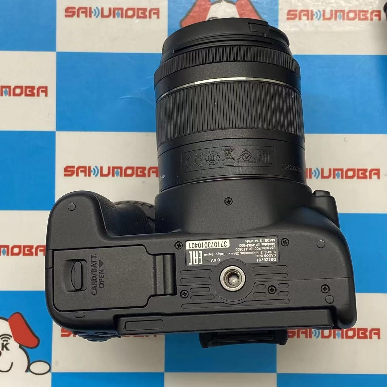 Canon (キヤノン) EOS Kiss X10 EF-S18-55 IS STM レンズキット 極美品