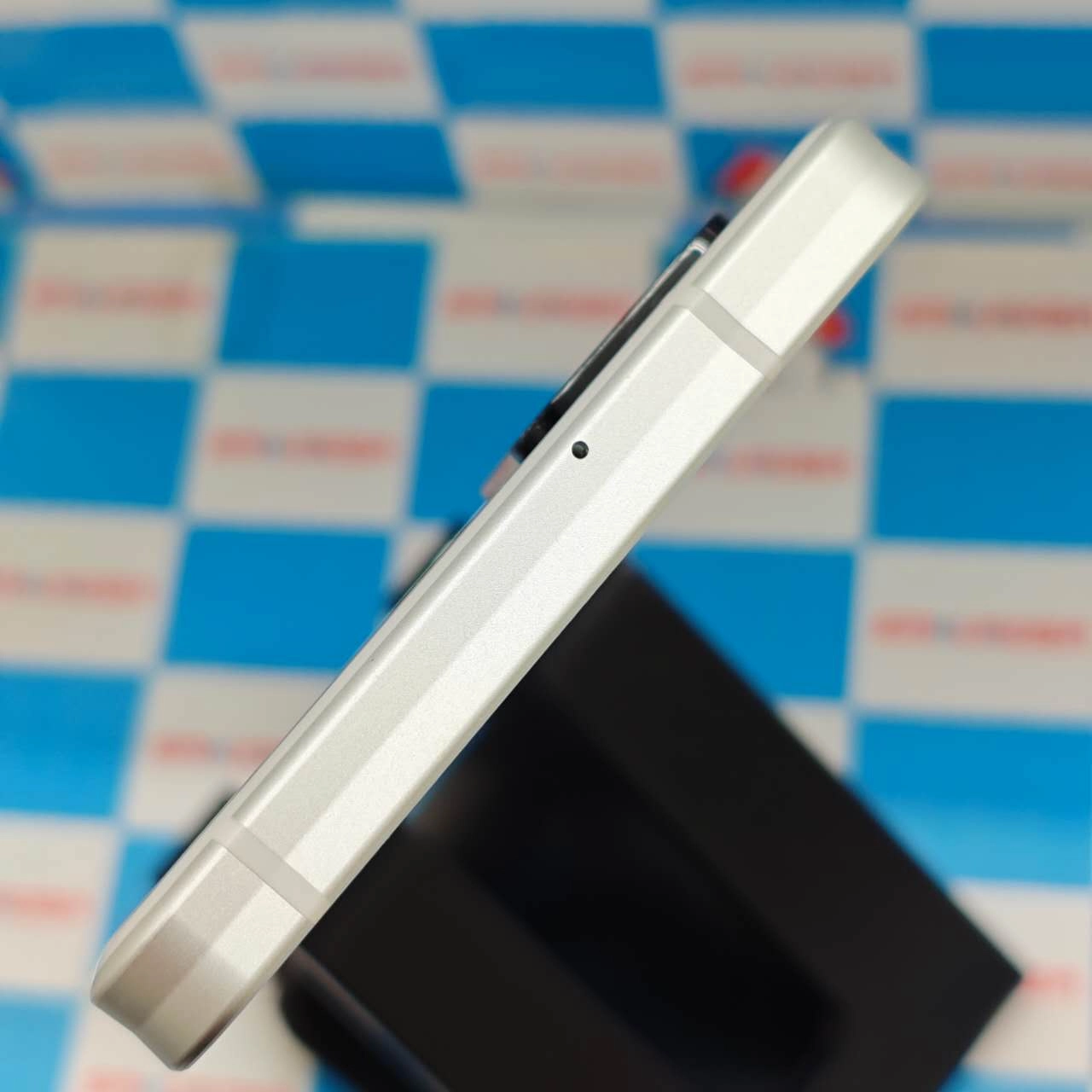 AQUOS sense6 4GB/64GB シルバー SHG05  SoftBank版SIMフリー 美品