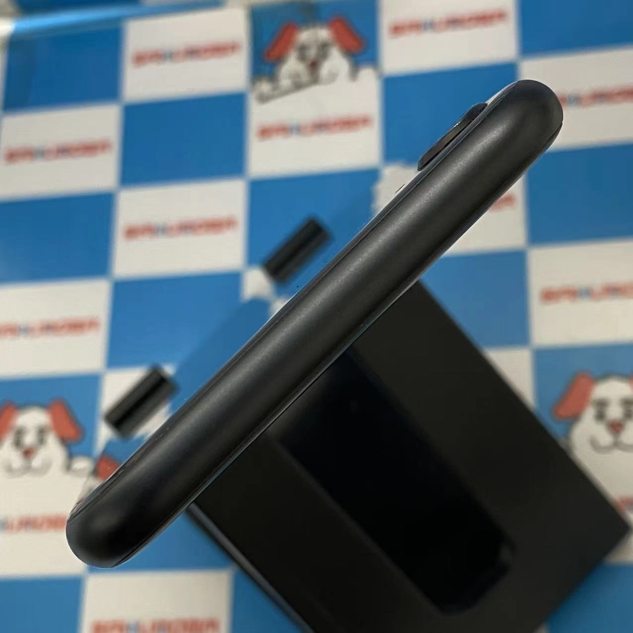 iPhoneSE 第2世代 256GB ブラック MHGW3J/A SIMフリー 美品