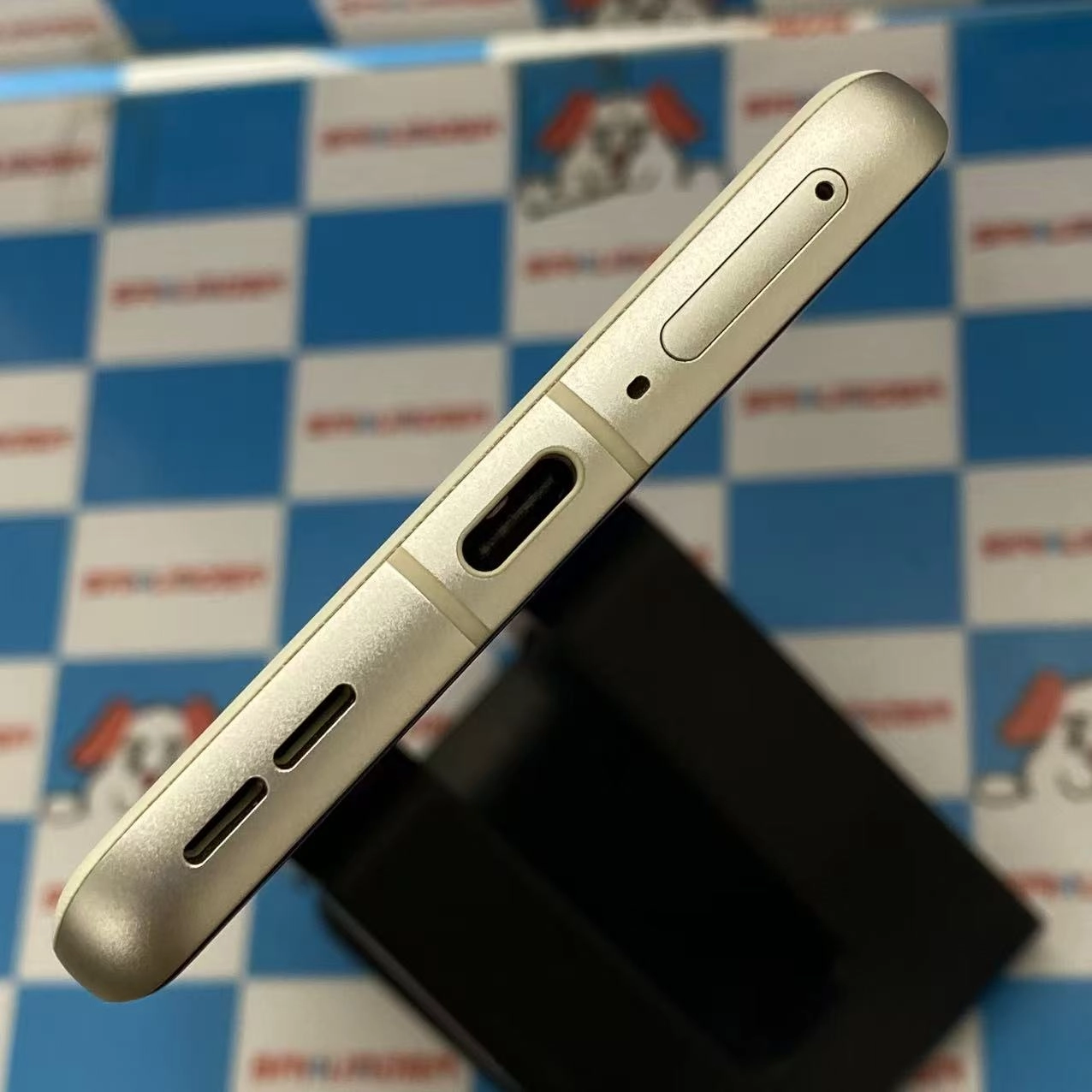 motorola edge 50s pro 8GB/256GB バニラクリーム XT2403-5 SoftBank版SIMフリー 極美品