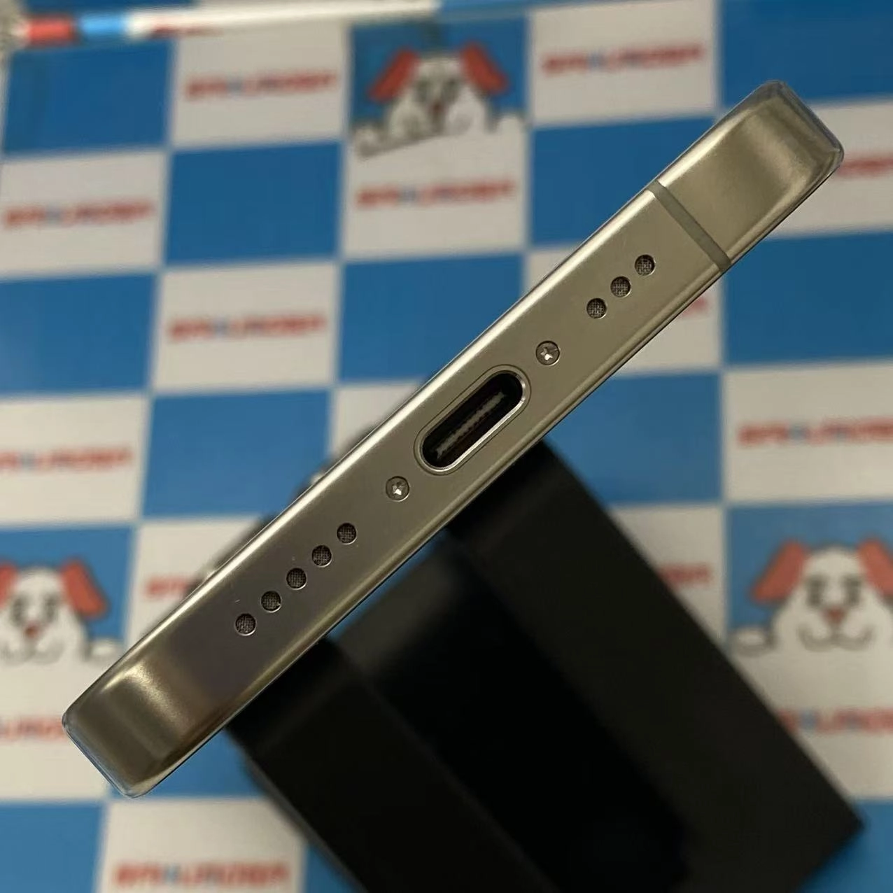 iPhone16 Pro 128GB ナチュラルチタニウム MYMY3J/A SIMフリー 新品同様