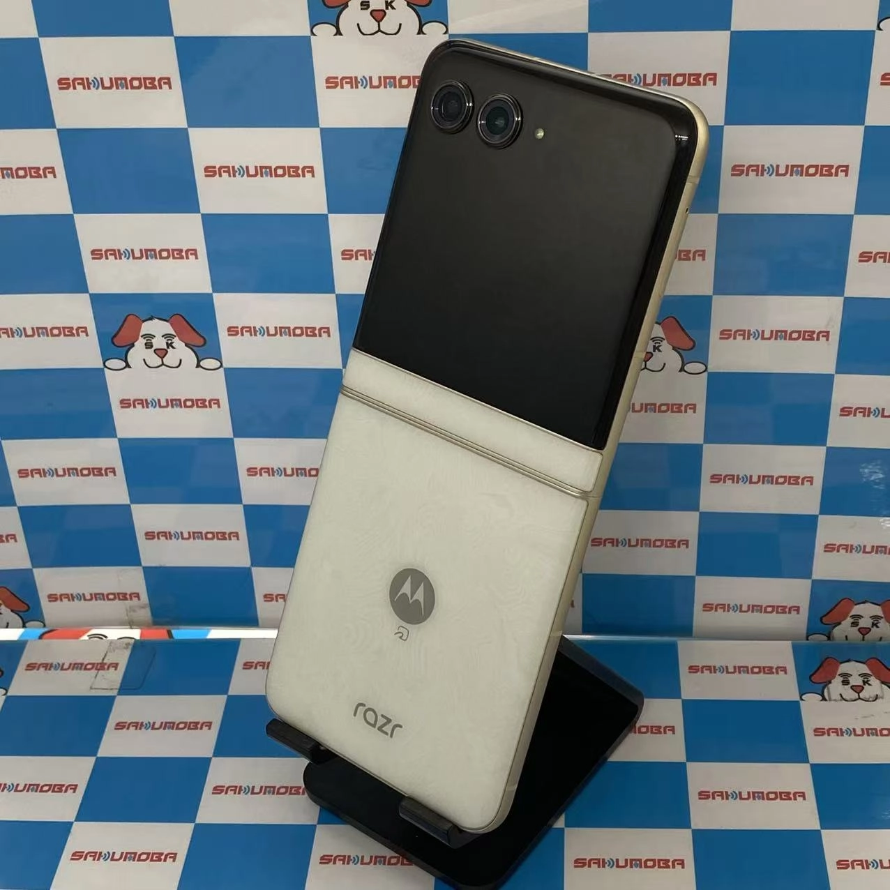 motorola razr 50d 8GB/256GB ホワイトマーブル M-51E docomo版SIMフリー