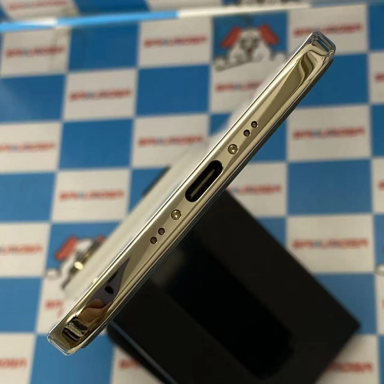 iPhone Air 256GB ライトゴールド MG294J/A SIMフリー 新品同様