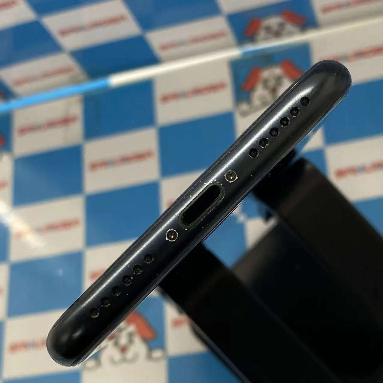 iPhoneSE 第3世代 64GB ミッドナイト MMYC3J/A Apple版SIMフリー