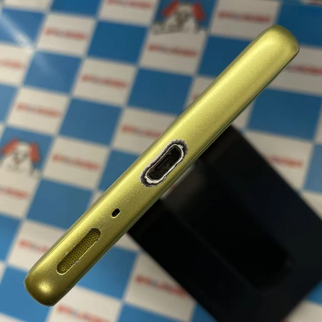 Xperia XA Dual 16GB ライムゴールド F3116 海外版SIMフリー