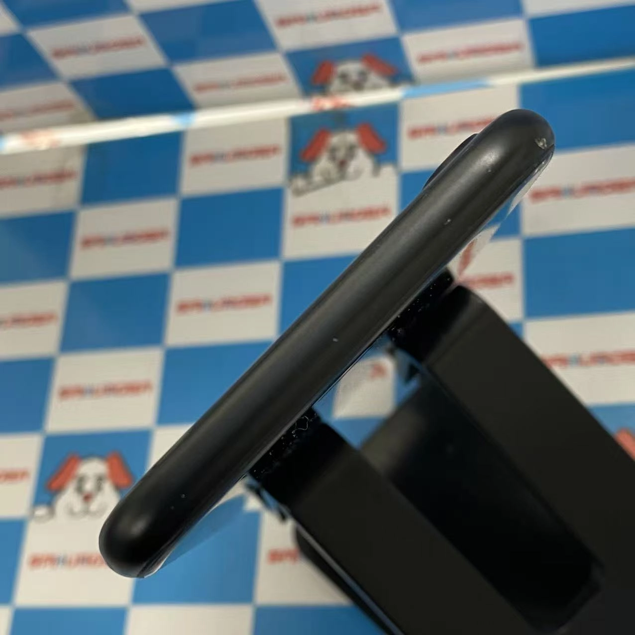 iPhoneSE 第2世代 256GB ブラック MXVT2J/A Apple版SIMフリー 美品