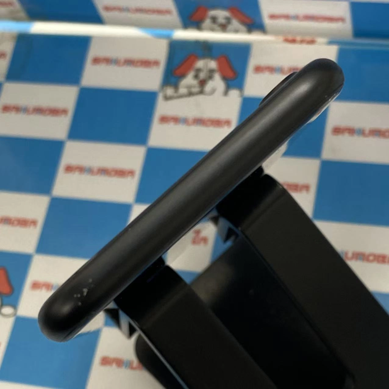 iPhoneSE 第2世代 256GB ブラック MXVT2J/A docomo版SIMフリー