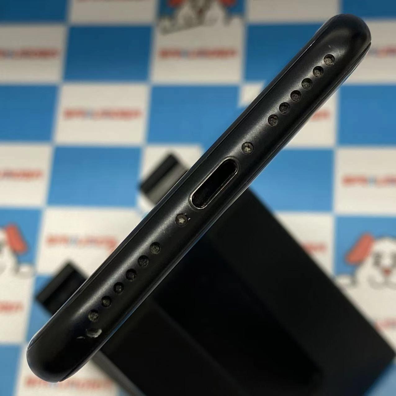 iPhoneSE 第2世代 256GB ブラック MXVT2J/A SIMフリージャンク品