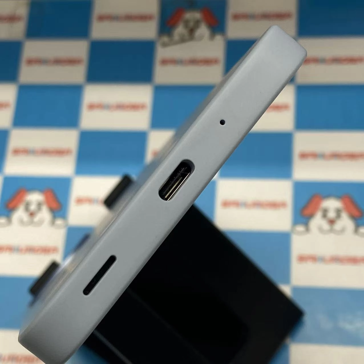 AQUOS wish4 4GB/64GB ブルー SH-52E docomo版SIMフリー 極美品