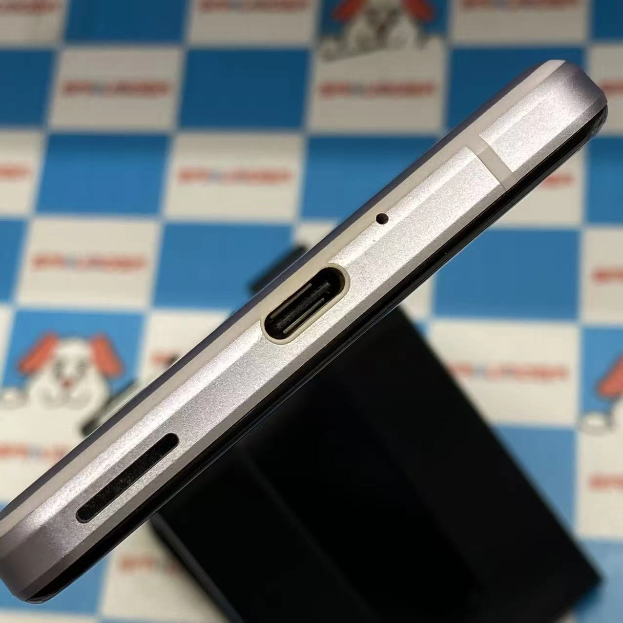 AQUOS sense5G 4GB/64GB ライラック SH-53A docomo版SIMフリー訳あり品