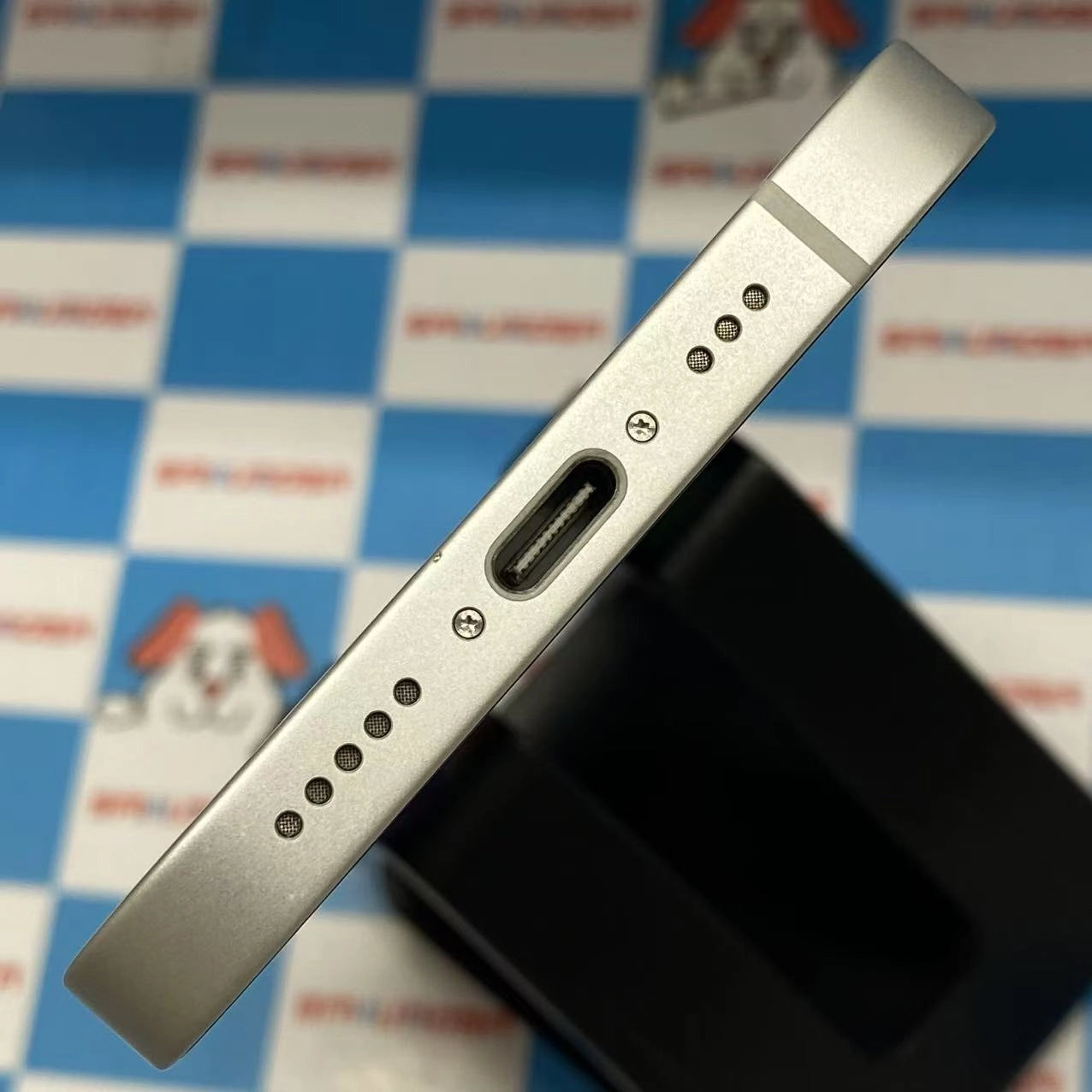 iPhone 16e 128GB ホワイト MD1R4J/A SIMフリー