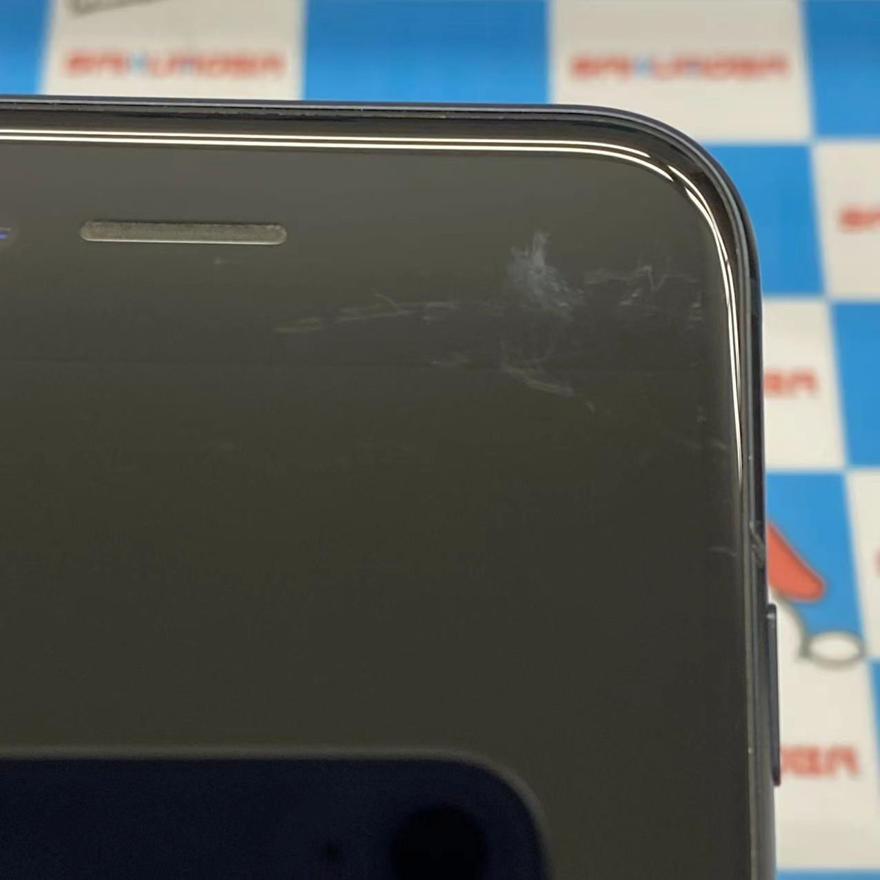 iPhoneSE 第3世代 64GB ミッドナイト MMYC3J/A AU版SIMフリー