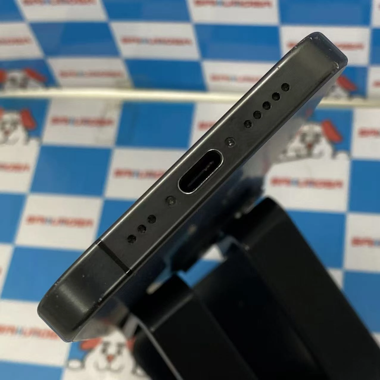 iPhone15 Pro 512GB ブラックチタニウム MTUH3J/A docomo版SIMフリー