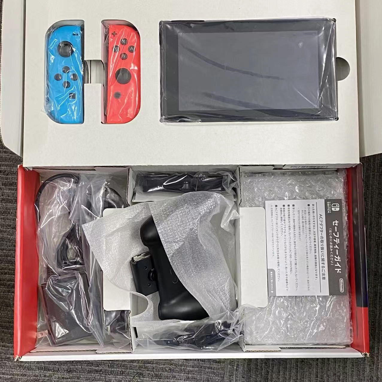 Nintendo Switch 2019年モデル 32GB ネオンブルー/ネオンレッド HAD-S-KABAA