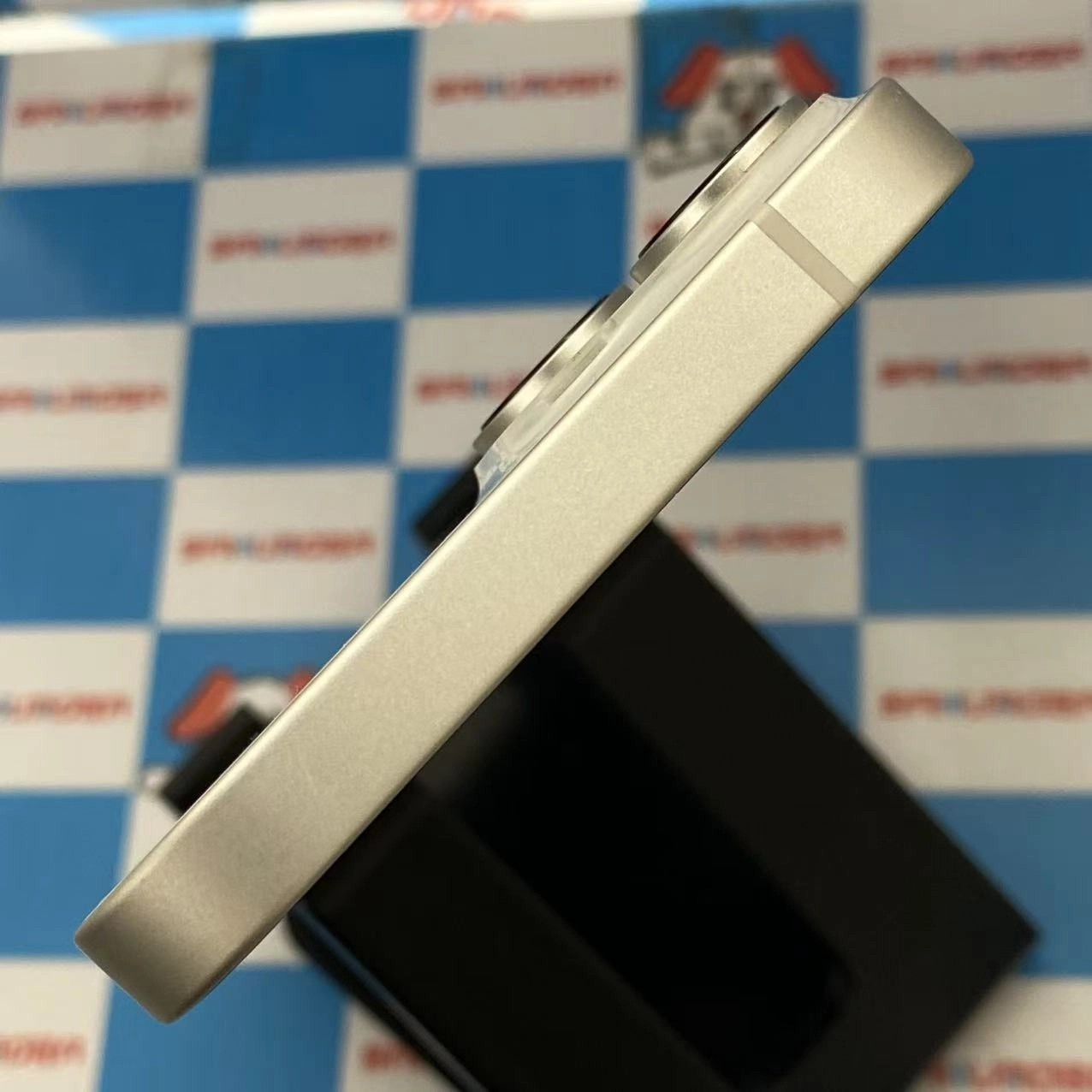 iPhone14 128GB スターライト MPUQ3J/A docomo版SIMフリー 美品