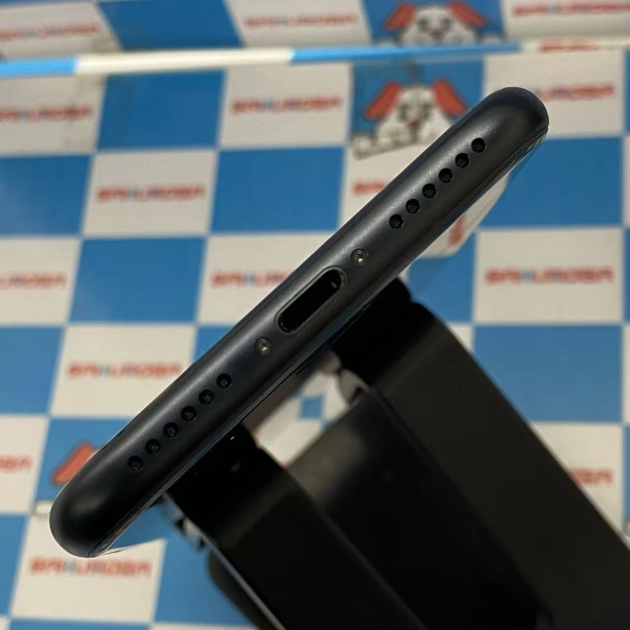 掘り出し物コーナー iPhoneSE 第3世代 64GB MMYC3J/A SoftBank ジャンク品