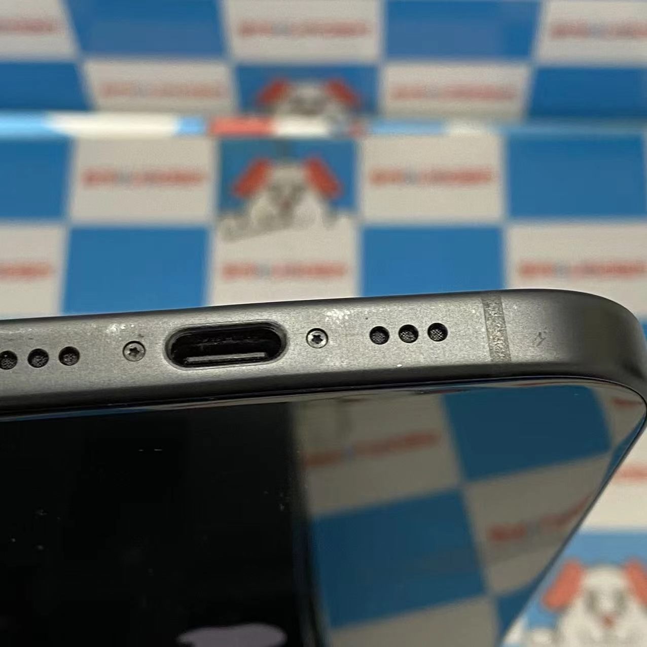 掘り出し物コーナー iPhone15 128GB ブラック MTMH3J/A docomo ジャンク品