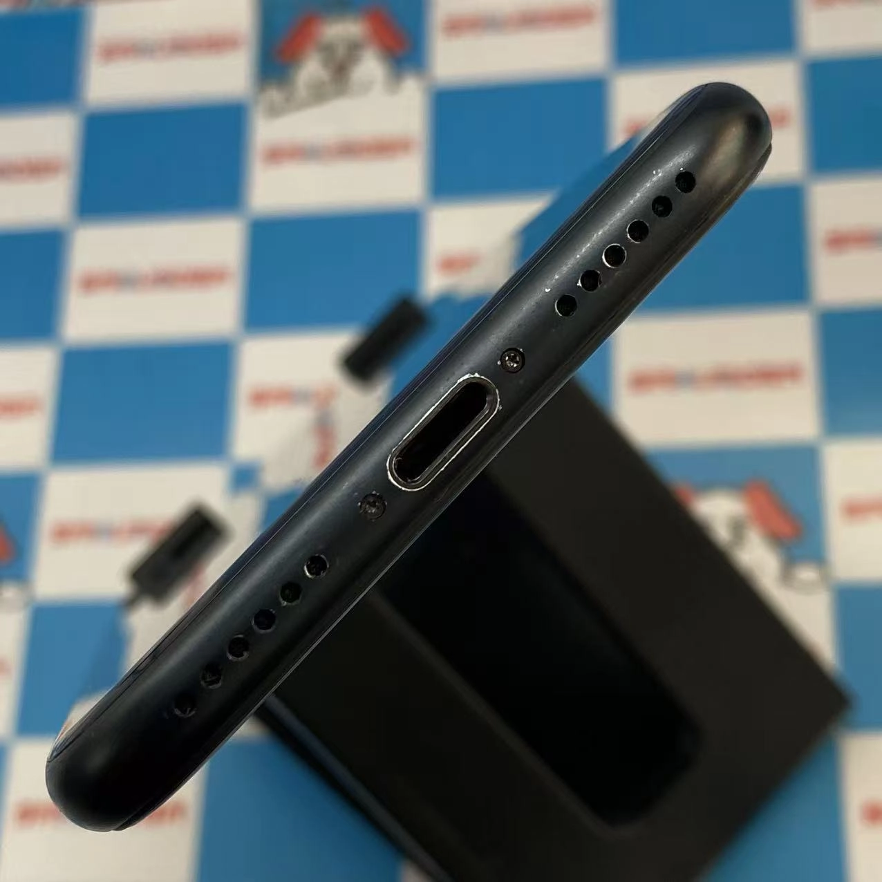 iPhoneSE 第3世代 64GB ミッドナイト MMYC3J/A 楽天モバイル版SIMフリー