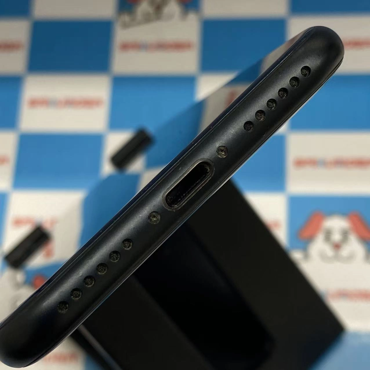 iPhoneSE 第3世代 64GB ミッドナイト MMYC3J/A SoftBank版SIMフリー