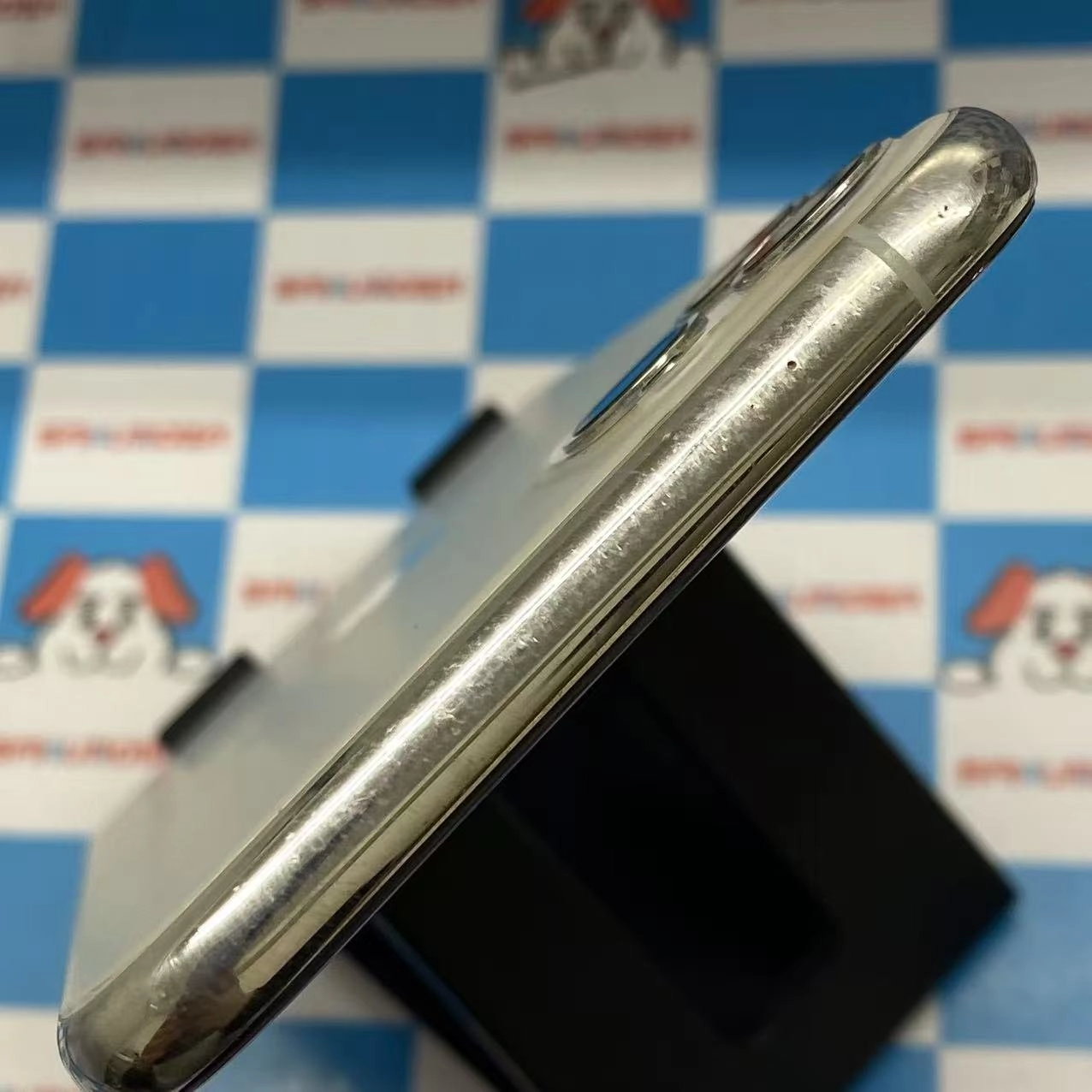 iPhone11 Pro Max 256GB シルバー MWHK2J/A docomo版SIMフリージャンク品