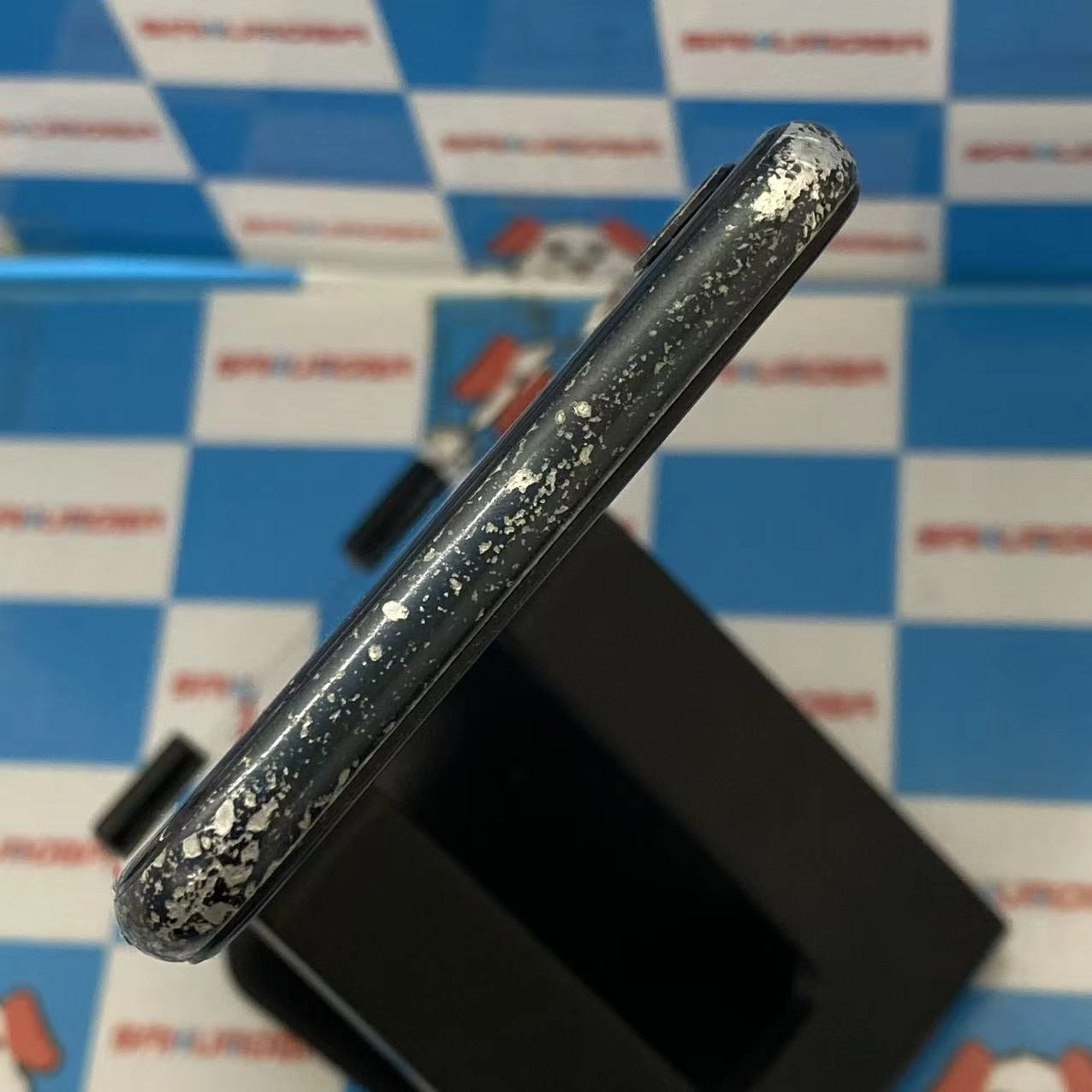 iPhoneSE 第3世代 64GB ミッドナイト MMYC3J/A AU版SIMフリー ジャンク品