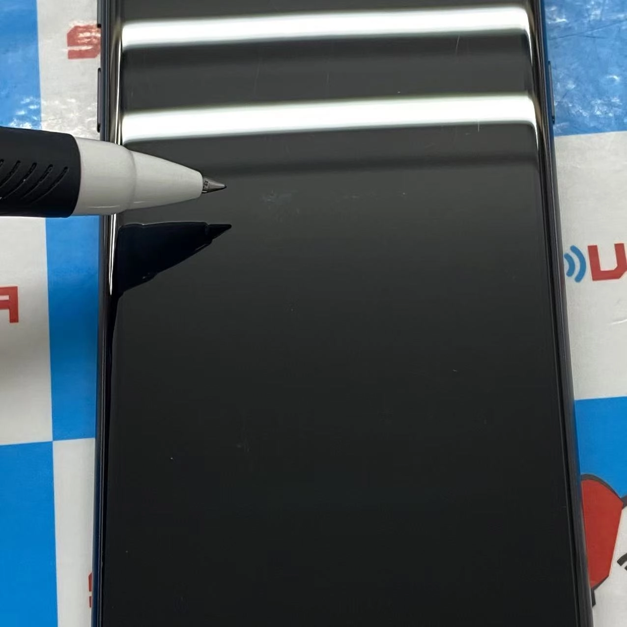 iPhoneSE 第2世代 128GB ブラック MXD02J/A AU版SIMフリー au