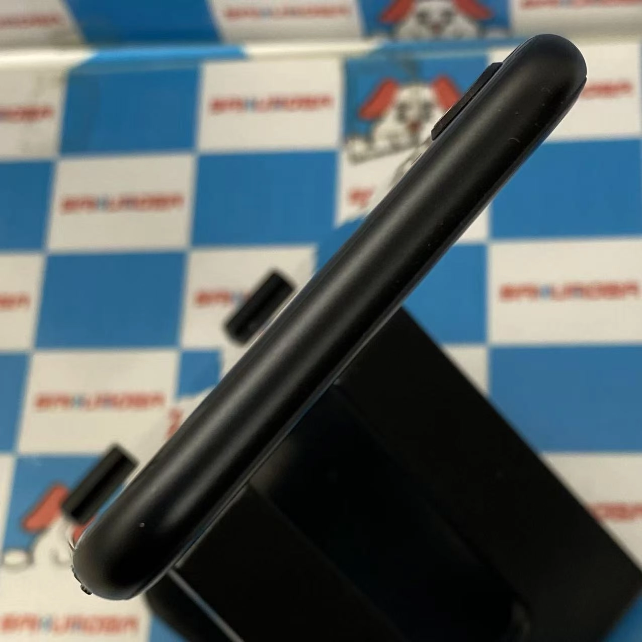 iPhoneSE 第2世代 128GB ブラック MXD02J/A AU版SIMフリー au