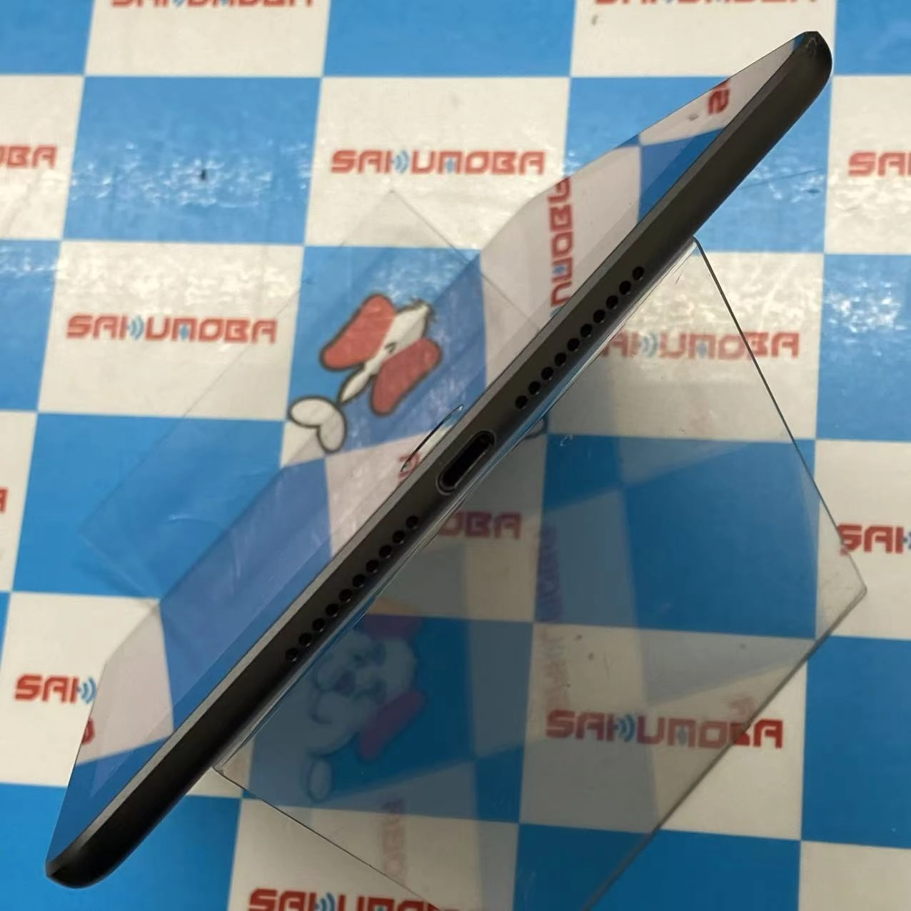 iPad mini 第5世代 64GB スペースグレイ MUX52J/A docomo版SIMフリー 訳あり品