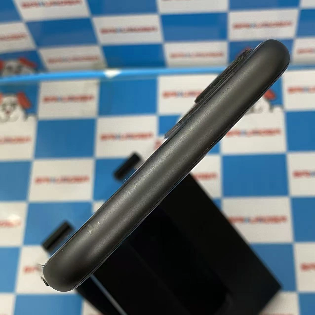 iPhone11 64GB ブラック MWLT2J/A docomo版SIMフリー ジャンク品